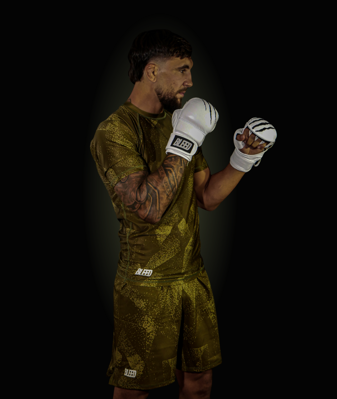 TERRAIN Rashguard + Fight Shorts Set