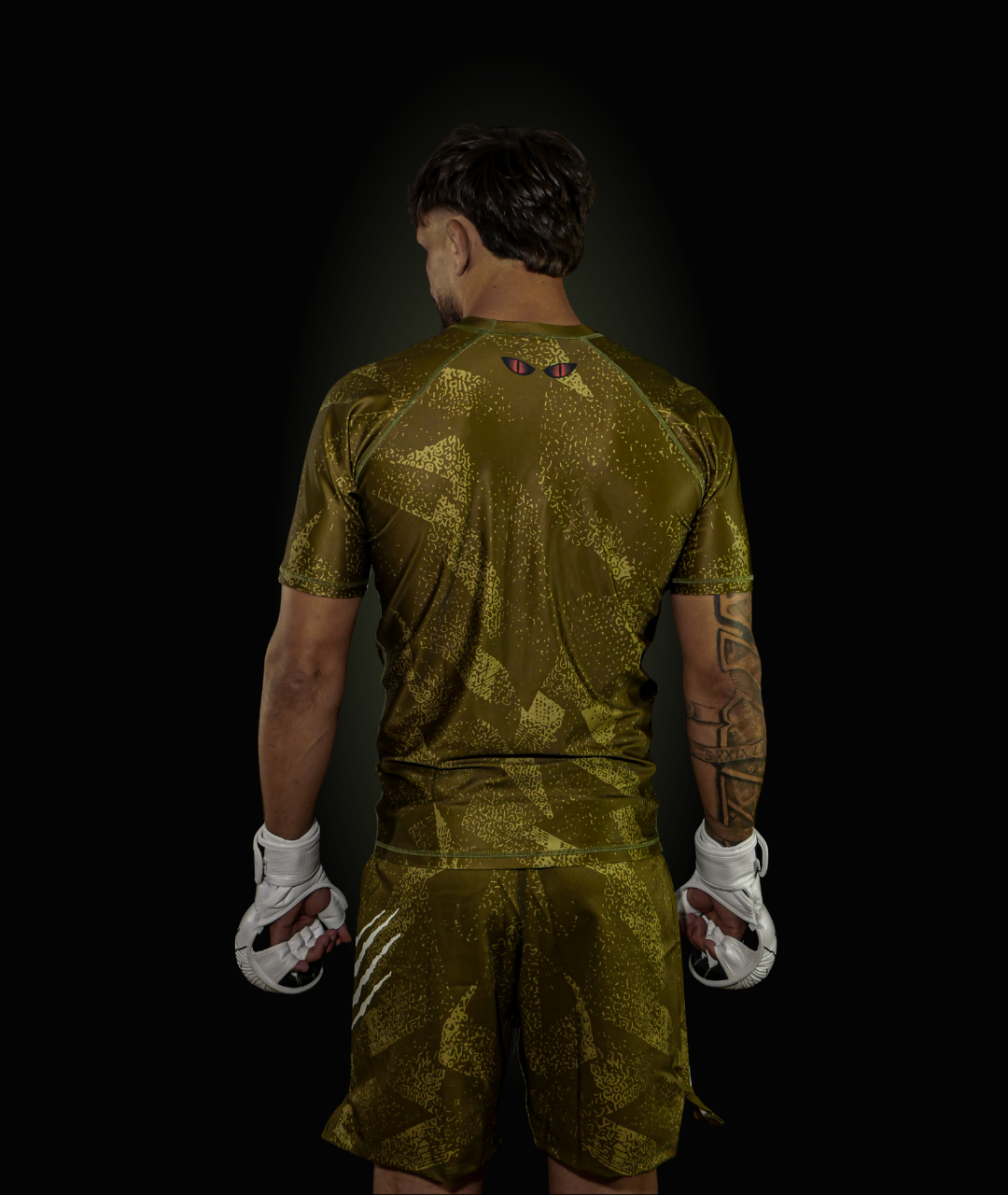 TERRAIN Rashguard + Fight Shorts Set